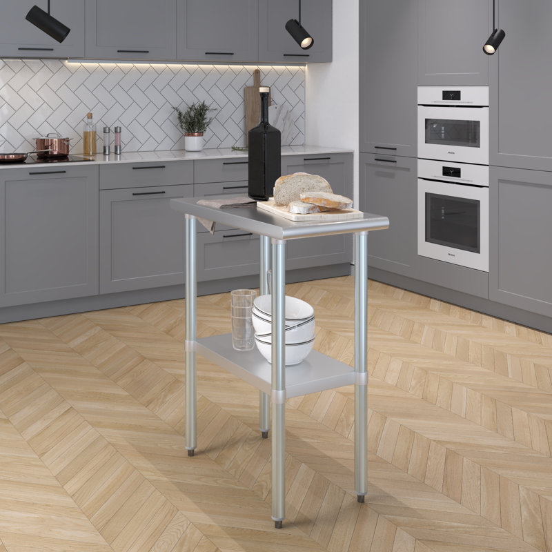 Table en acier inoxydable 30 po x 15 po