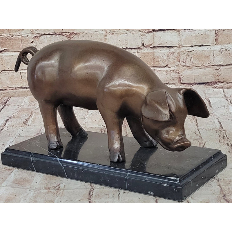 Sculpture de cochon en métal Caragan