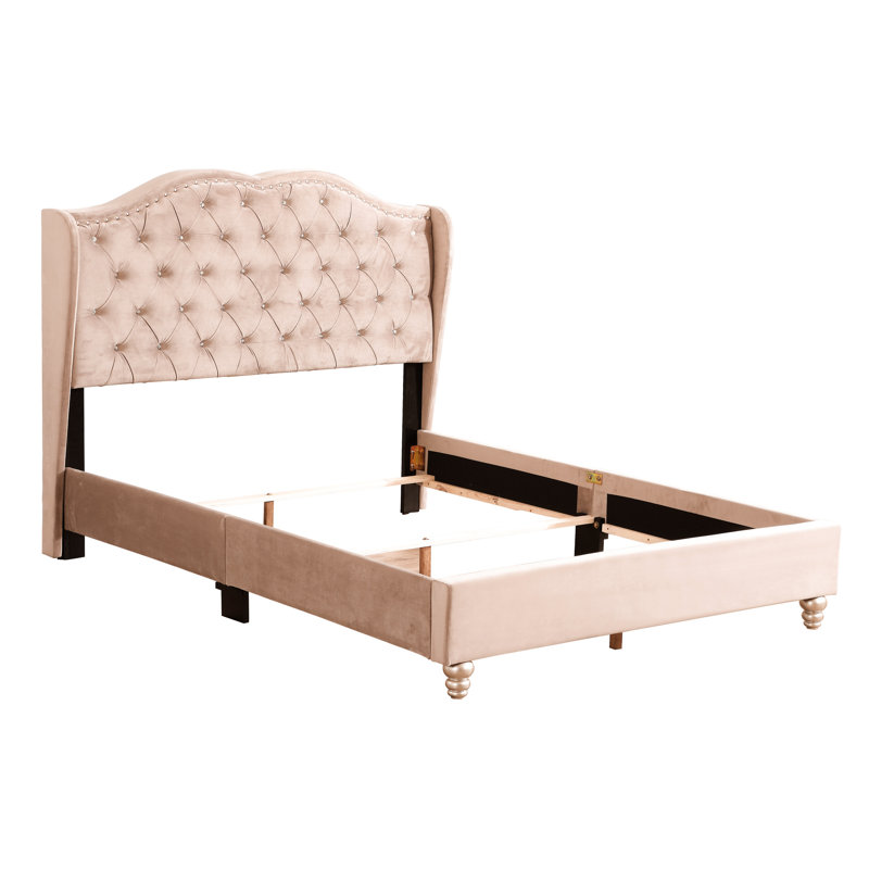 Grand lit tapissier beige en velours - transitionnel, durable, élégant, beige, velours