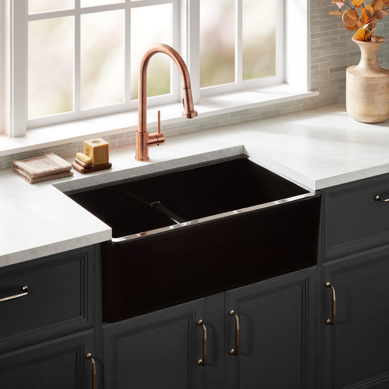 Grigham 33" L Double Basin Farmhouse / Apron Kitchen Sink, Gloss Black