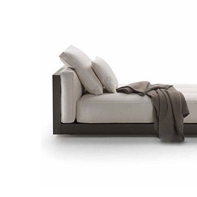 Comfortable fashionable cotton linen chair