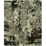 Area Rug in Gray/Black