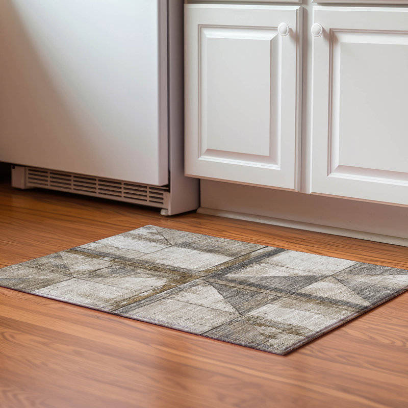 Premium Machine Washable Mayfield AMF1876 Geometric Rug, Rectangle 1'8" x 2'6"