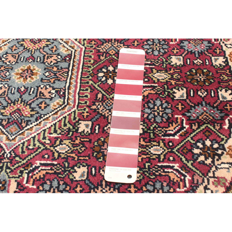 Tapis bordeaux Royal Mahal 3 pi 1 po x 3 pi 3 po