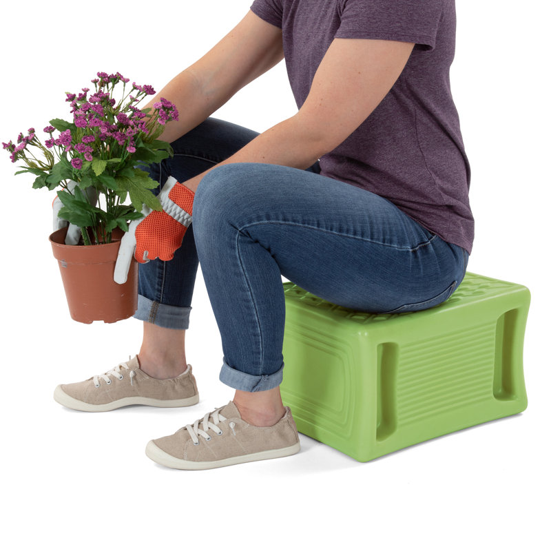 Simplay3 Green Adjustable Plastic Garden Seat