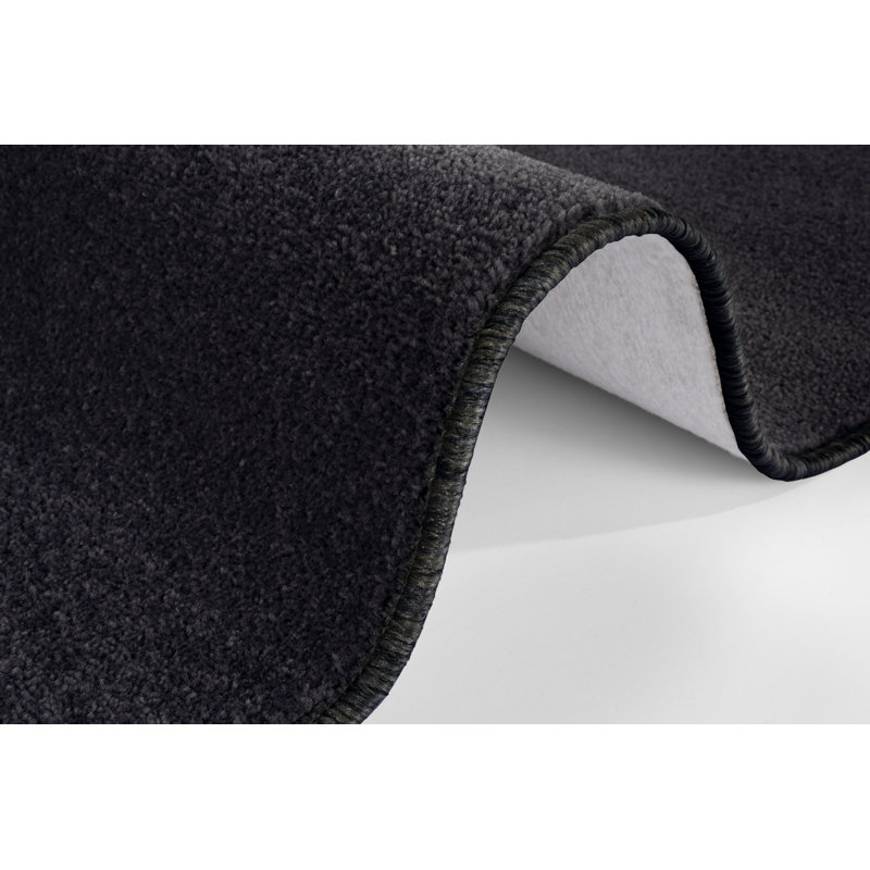 Nasty Tufted Black Rug