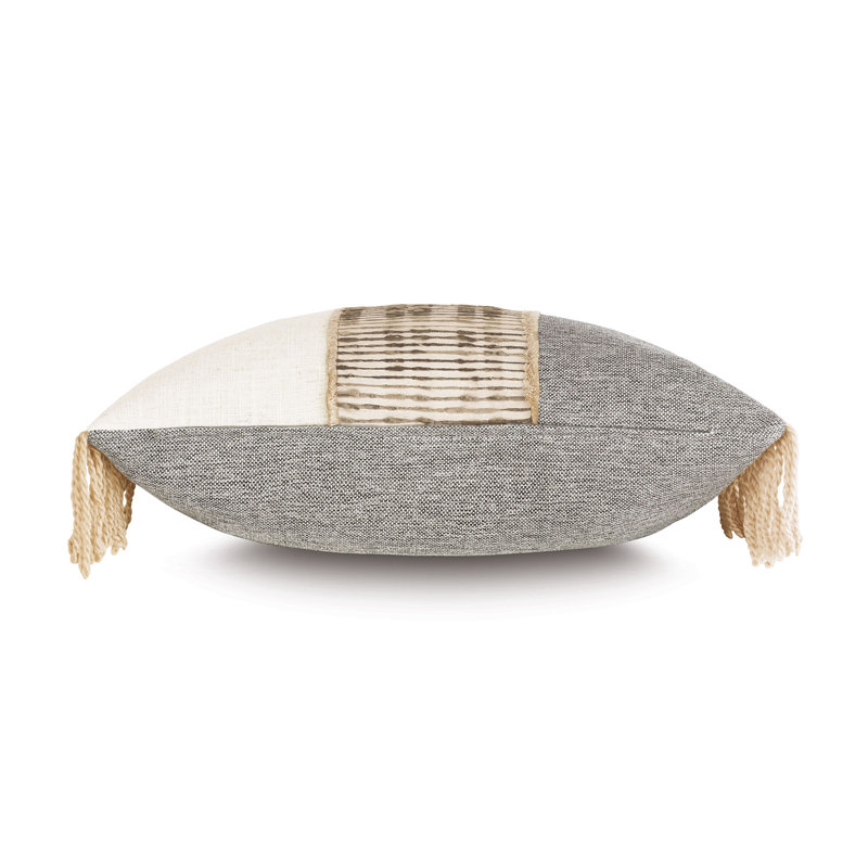 Cabo Square Pillow Cover & Insert, 22" H x 22" W