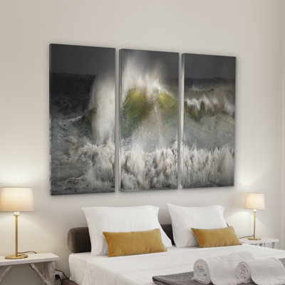 " Approaching " 3 - Pieces