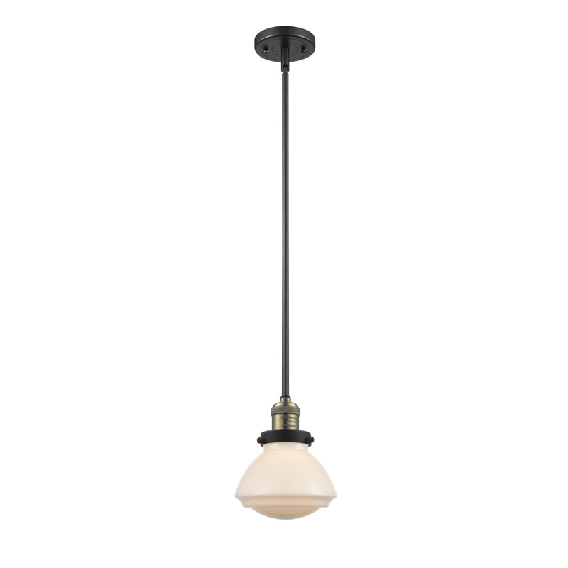 Luminaire suspendu simple à 1 lumière Chesterville, Blanc mat, Ampoule DEL 6 watts Vinage, Laiton antique noir