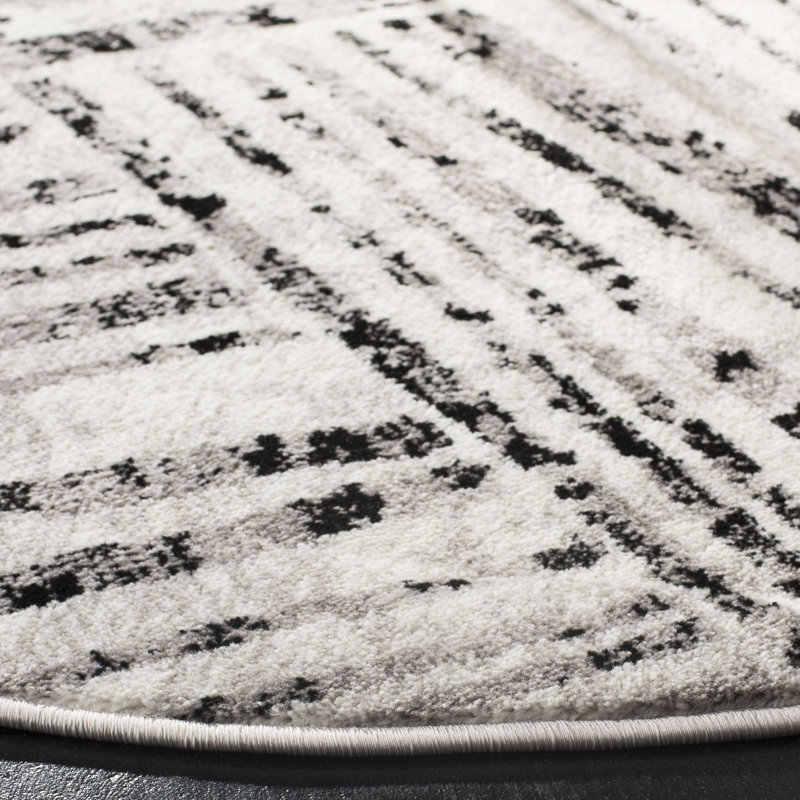 Cosner Skyler Performance Geometric Rug, Round 6'7"