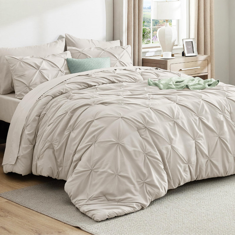 Bedsure Queen Burgundy Pintuck Bed-in-a-Bag - Linen Pinch Pleat Comforter Set with Sheets, Pillowcases & Shams (Set of 7)