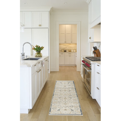 Tapis d'intérieur bleu clair 2 pi x 6 pi Nourison Pardis