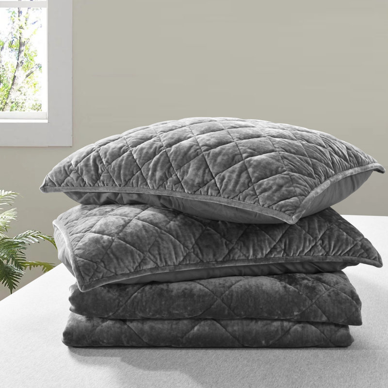 Wonderful Velvet & Flannel Quilt Set, Diamond Quilting Lightweight Comforter with Pillow Shams, Holiday Gift, Beige