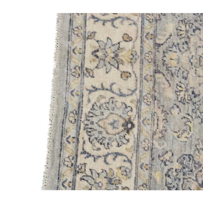 Wool Oriental Area Rug in Ivory