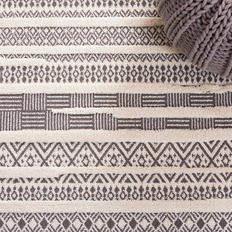 Urban Performance Southwestern Rug, Rectangle 4' x 6'