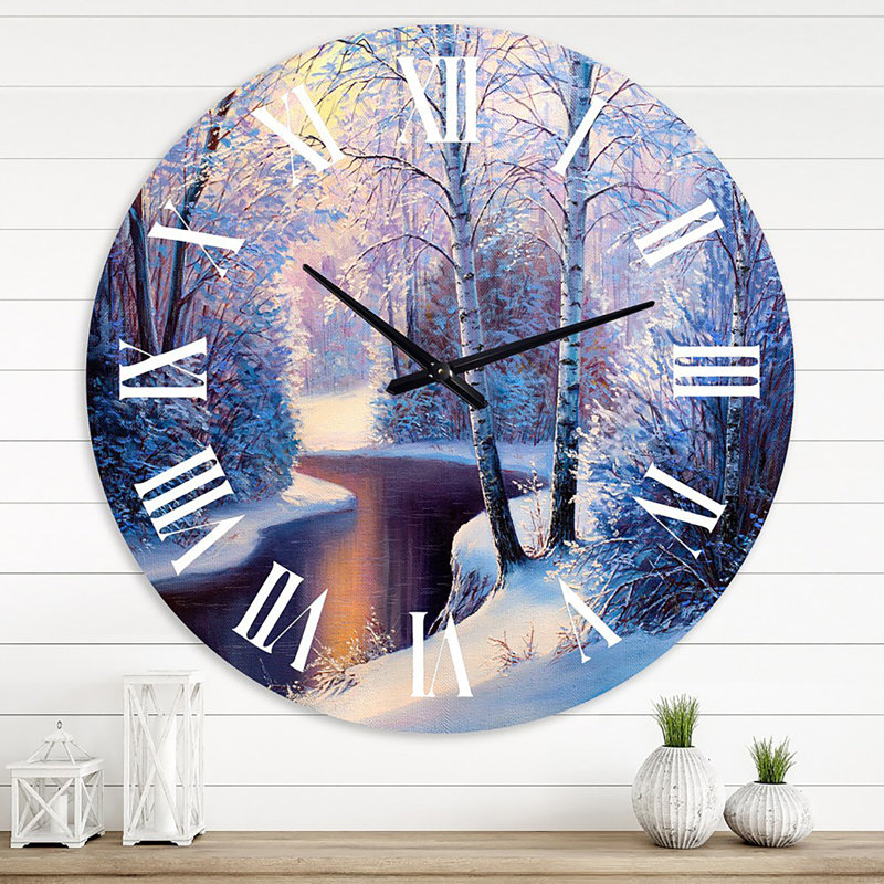 Forêt de Noël avec rivière et arbres I - Horloge murale traditionnelle, Très petit