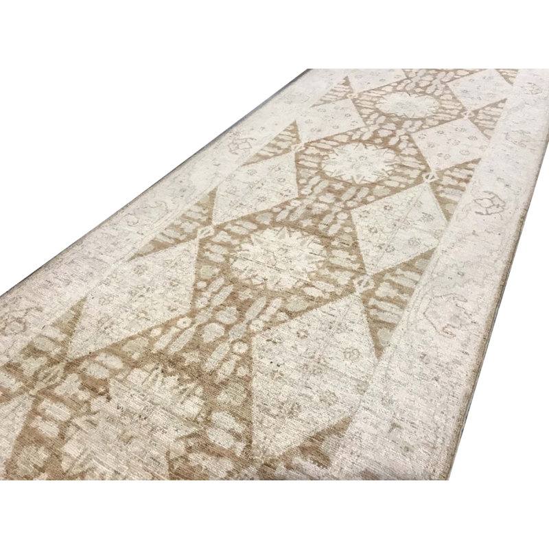 Chemin de table beige noué à la main de haute qualité