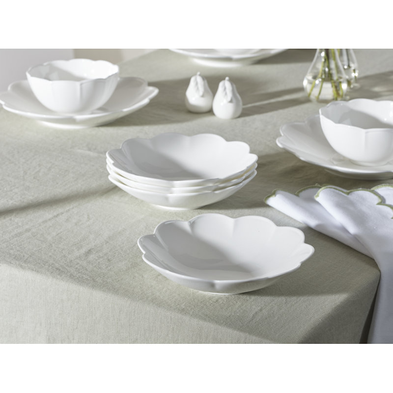 Studio 1414 Scallop 16 Piece Dinnerware Set