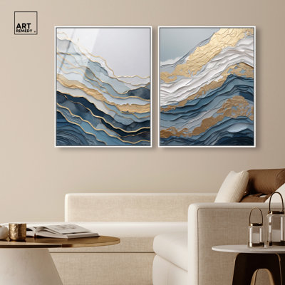 «Golden Glam Waters», ensemble d'art mural encadré en acrylique bleu doré par Art Remedy, cadre blanc, 24 x 30