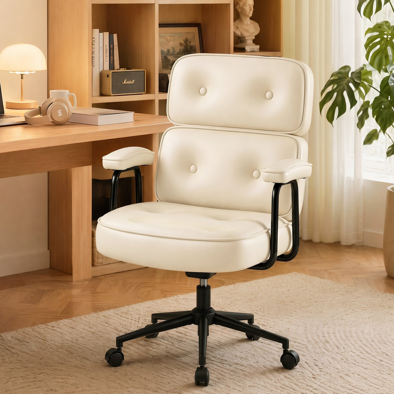 Chaise de bureau pivotante Arless en similicuir capitonné, avec accoudoirs rembourrés, Beige