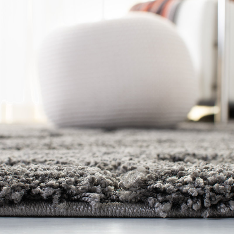 Benedetti Hooked Rug, Rectangle 61 x 91 cm, Grey