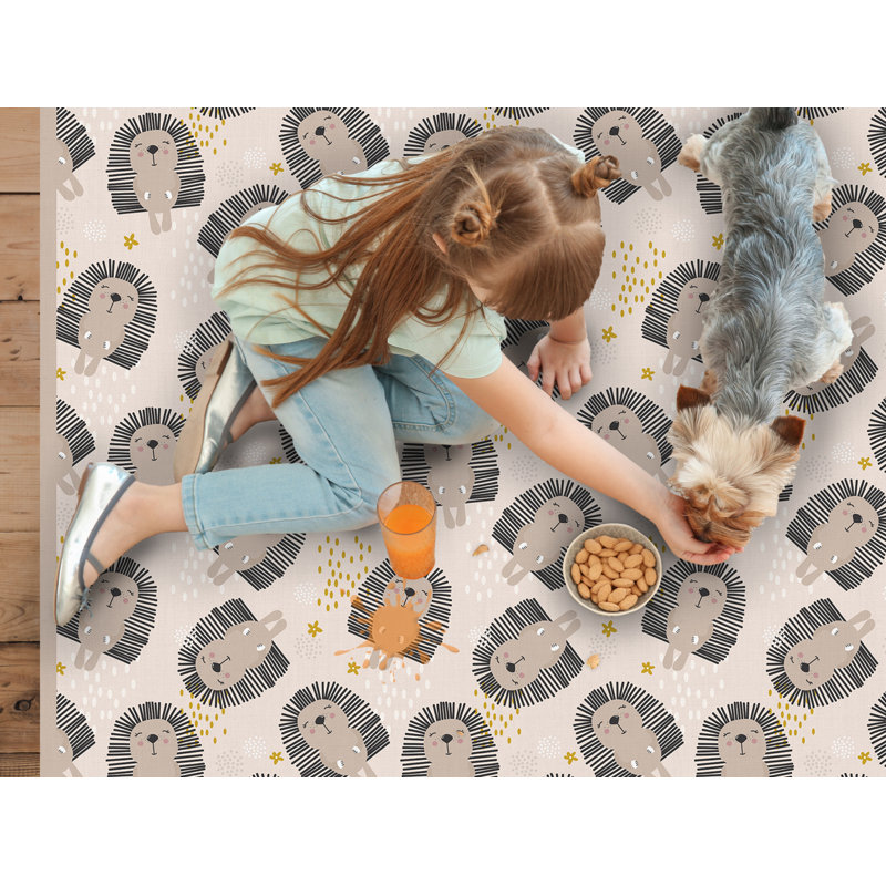 Saarim Vinyl Machine Printed Area Rug, Rectangle 133 x 200cm