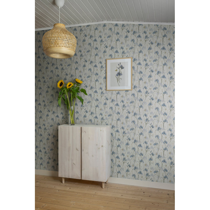 Huset I Solen Floral Wallpaper Roll, Sky Blue
