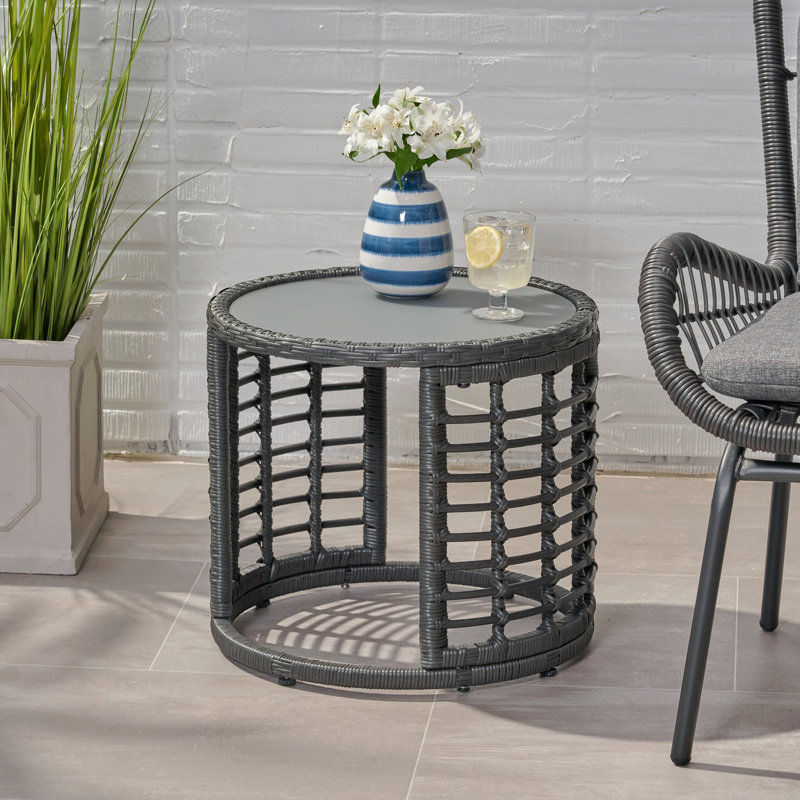 Table d'appoint, Gris