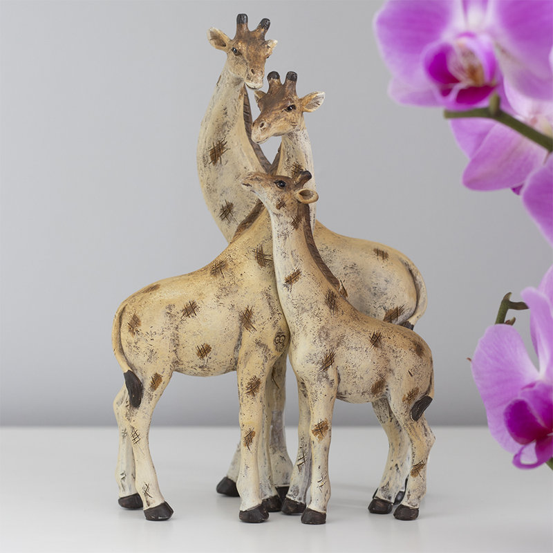 Chackbay Figurines & Sculptures