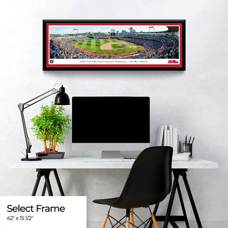 Ole Miss Rebels, 2022 College World Series, H 15,5 po x l 42 po x P 1,5 po, Noir