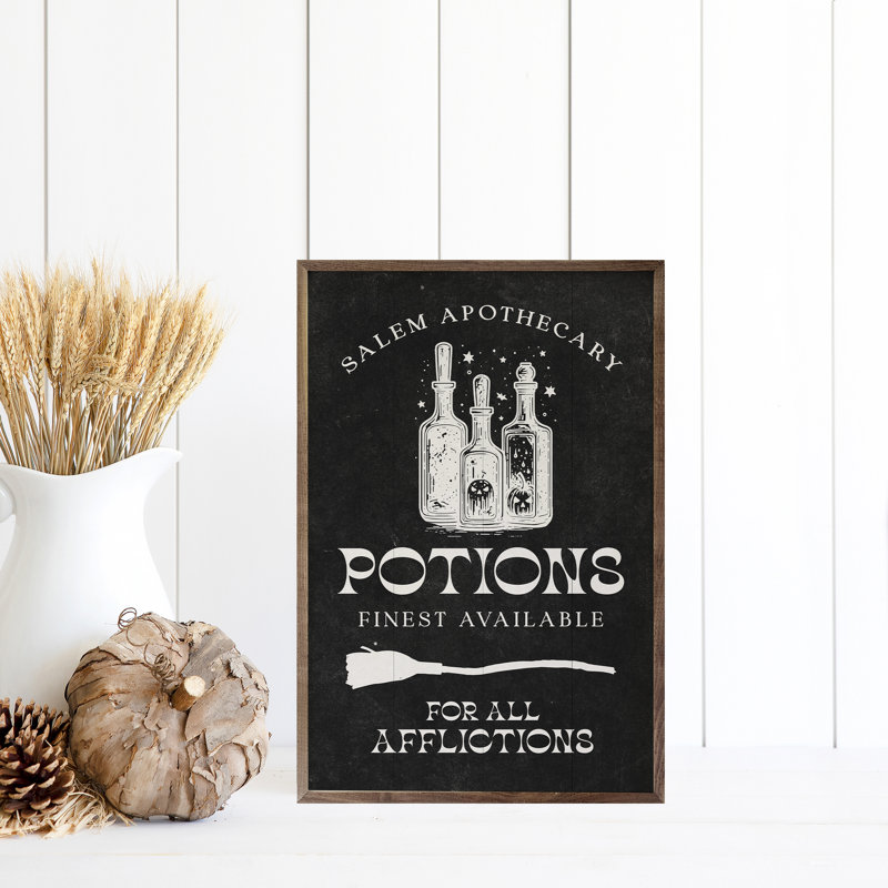 «Potions Finest Disponible» sur bois, H 16 po x l 10 po x P 1,13 po