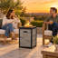 Colonne de feu au propane 16 po 40 000 BTU avec panneaux aspect pierre TerraFab et couvercle en acier