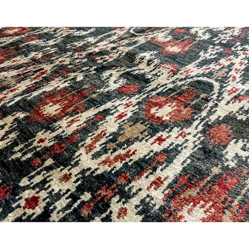 Tapis vert foncé de haute qualité noué à la main