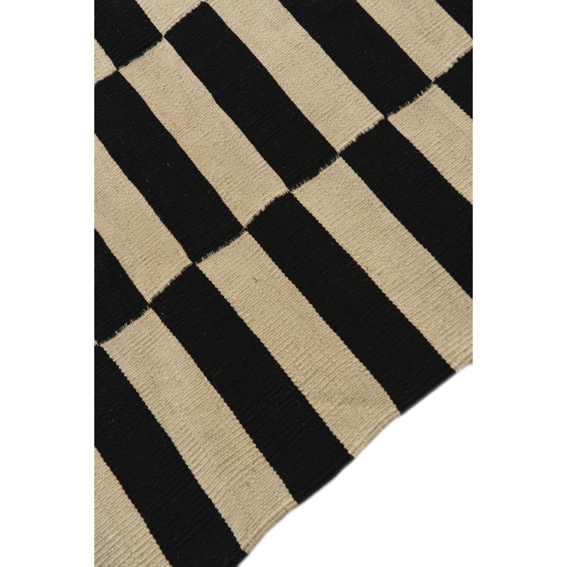 Tapis noir et blanc 3x4 Pinkerton