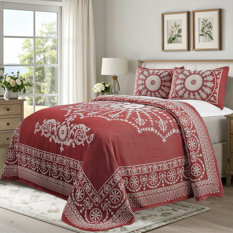 Alistair Lightweight Cotton Blend Jacquard Traditional Medallion Bedspread Set, Berry Red