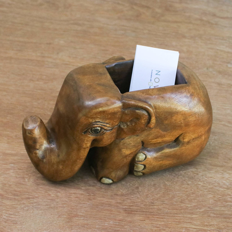 Porte-carte en bois pour éléphant bungalow rose