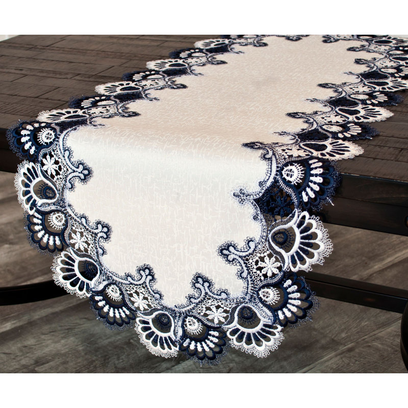 Chemin de table Folger, 44 po x 16 po