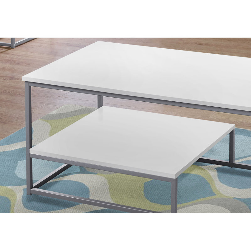 3 tables - Tables basses, d'appoint et de chevet en stratifié blanc et métal gris. Style moderne et chic contemporain.