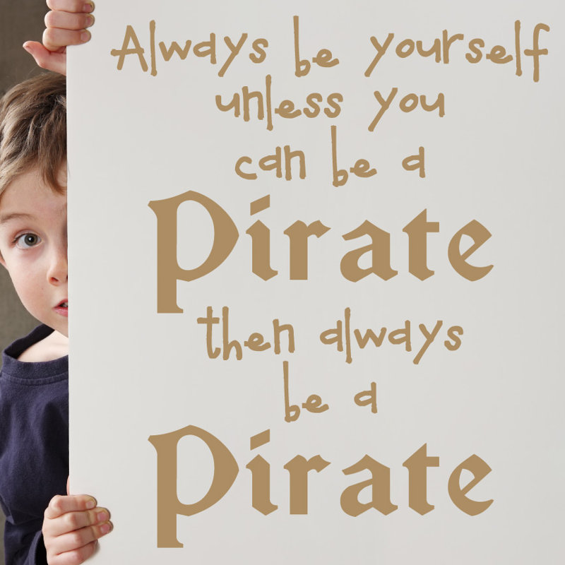 Décalcomanie murale toujours en pirate, H 38 po x l 31 po x P 0,01 po, Brun pâle