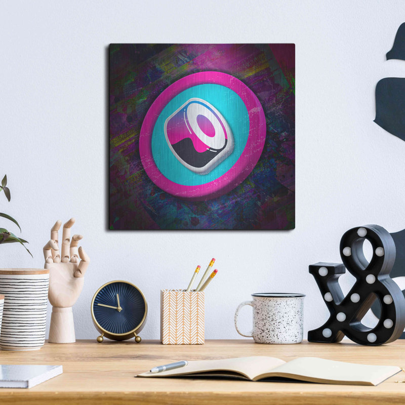«Susan Crypto» par Portfolio,, H 12 po x l 12 po