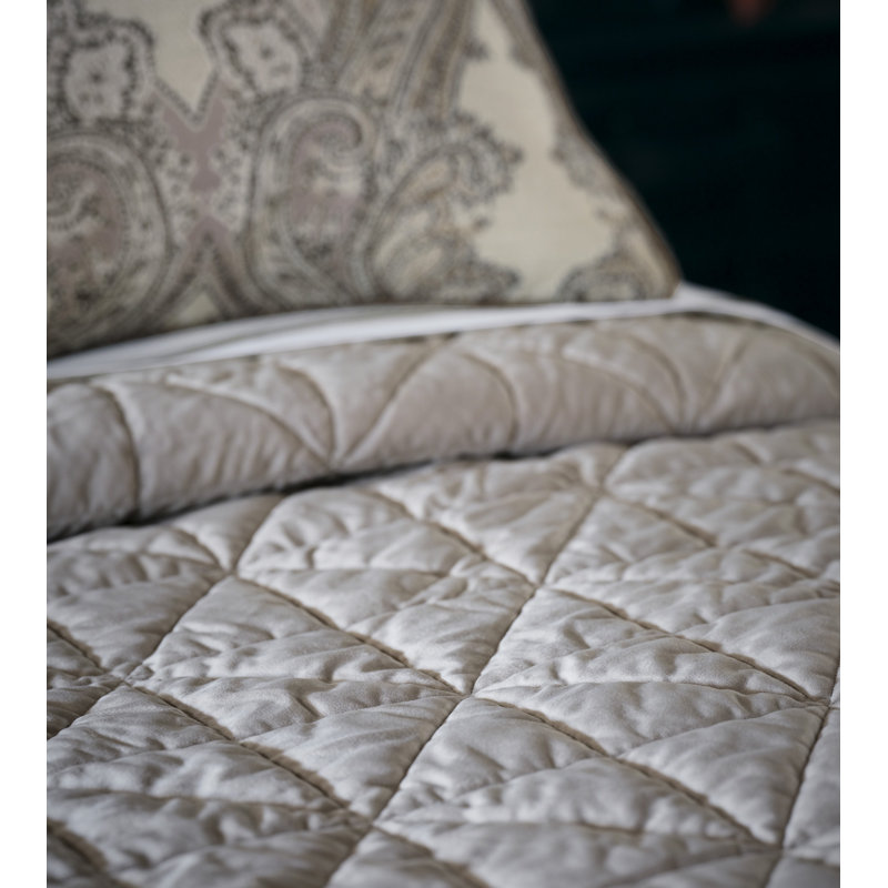 Theo Velvet Coverlet, Super King Coverlet