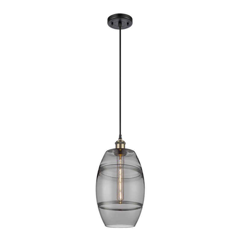 Luminaire suspendu à 1 lumière Ballston Bettylou, H 9,88 po x l 8 po x P 8 po, Gris fumée clair, Laiton antique noir