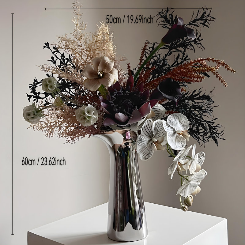 Ornements de fleurs simulées