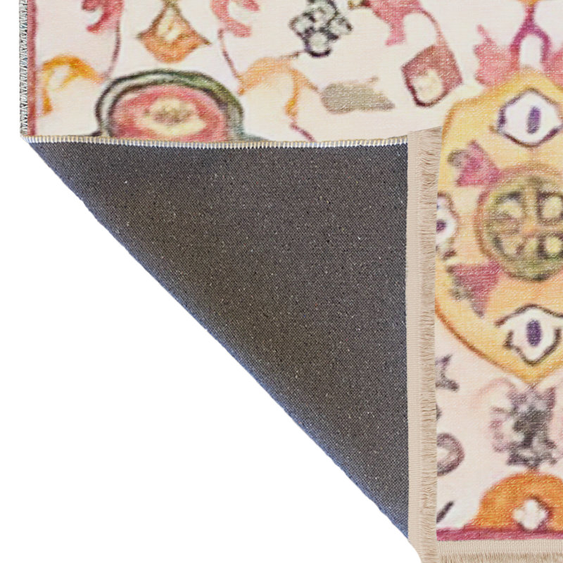 Tapis décoratif à motif traditionnel rose et beige, Rectangle 4 pi 11,06 po x 7 pi 6,55 po