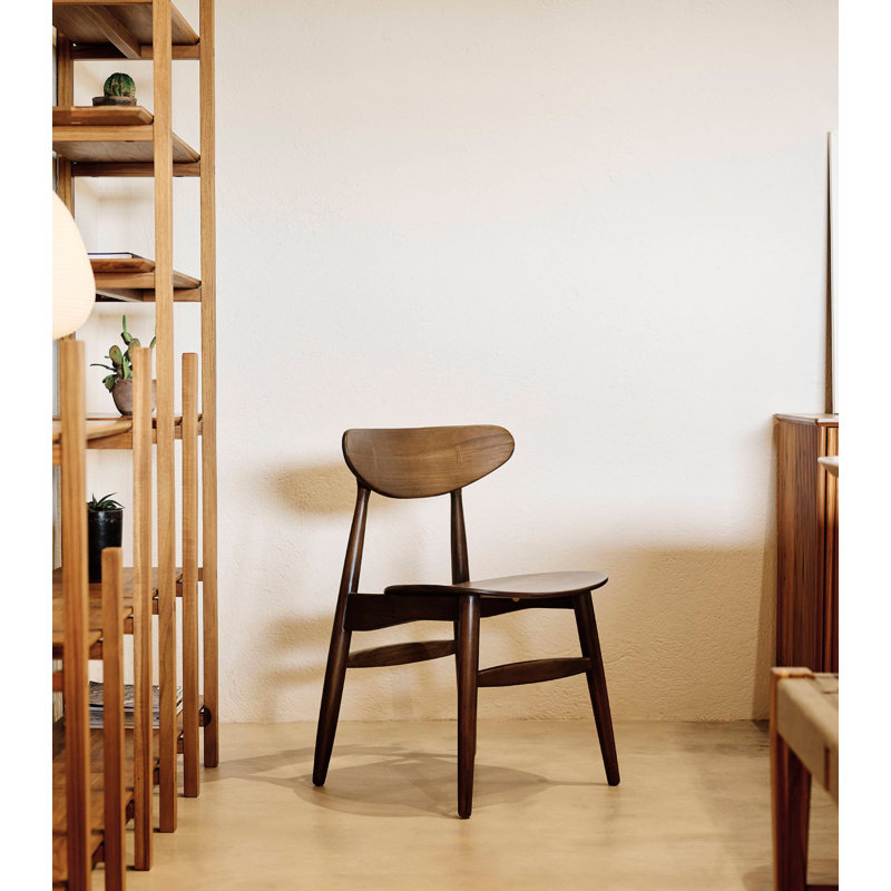 Chaise Vera, Café