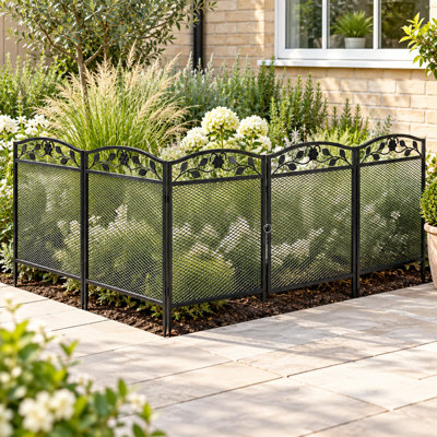 Bredevoort 110cm H x 60cm W Black Metal Fence Panel with 5 Panels
