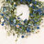 Couronne florale de 22 po en forme de grappe de fleurs d'eucalyptus et de marguerites