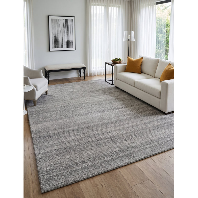 Azman Rectangle Indoor/Outdoor Area Rug in Ivory/Silver, Rectangle 5' x 8'