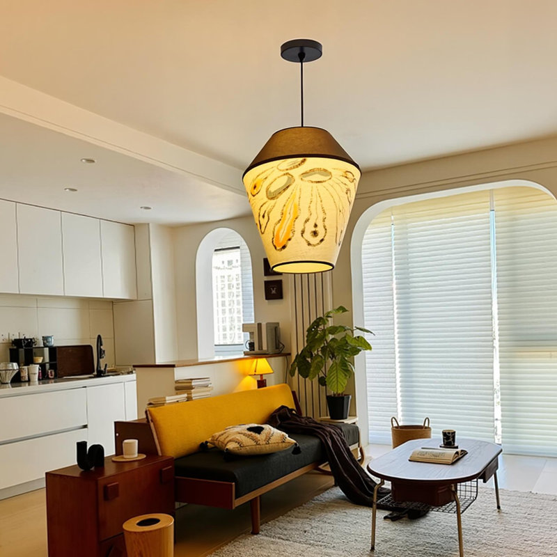 Luminaire suspendu conique 1 lumière avec motif, H 16,53 po x l 11,81 po x P 11,81 po