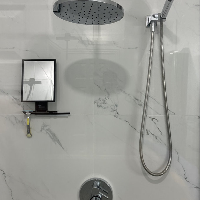 Delta Faucet Modern Raincan Duschsystem – 2-stufig Mit Regenduschkopf & Handbrause | Chrom, Inkl. Ventil